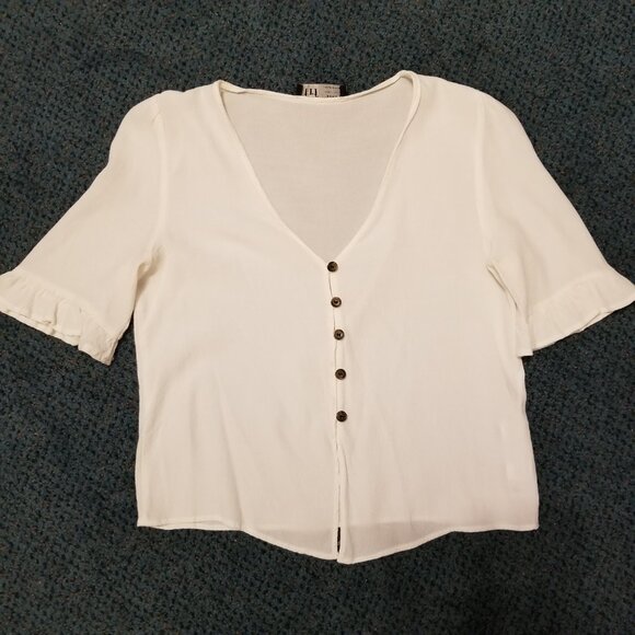 Zara TRF White Button Down Ruffle Trim Sleeve V-Neck Flowy Crop Summer Blouse - Picture 10 of 10